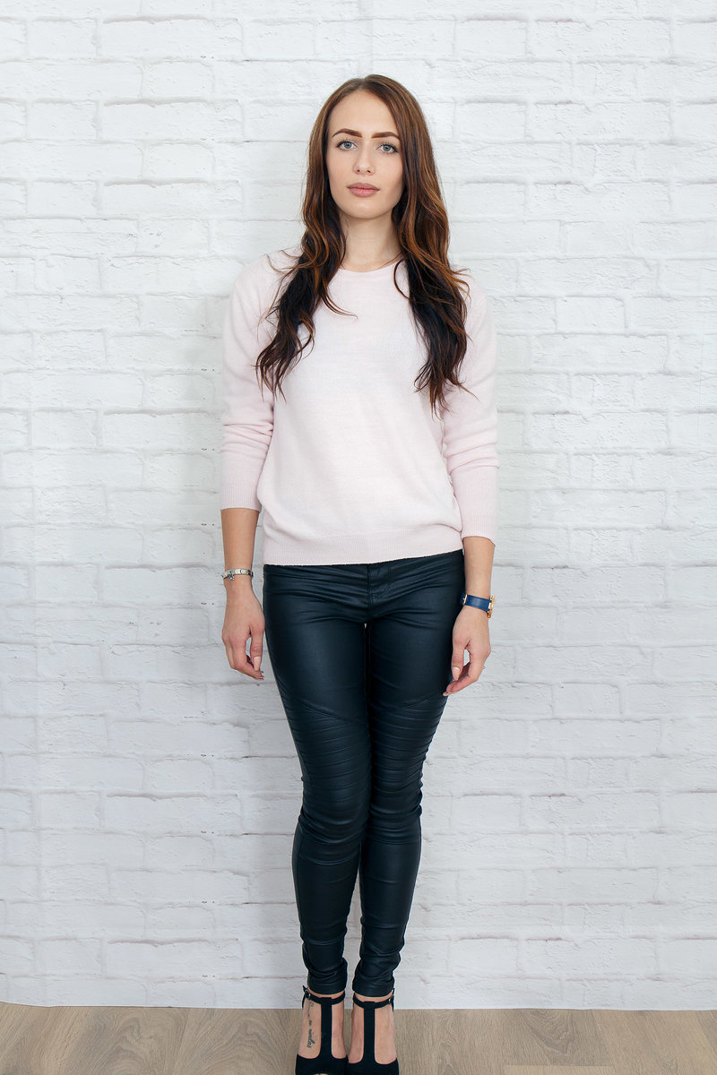 Анна, 25 лет, 0 размер груди