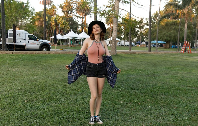 Лариса, 27 лет, 1 размер груди